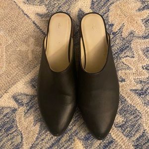 Nisolo black leather mule size 9
